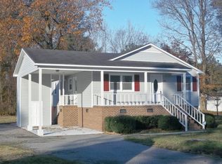 1816 Farmington Rd, Rocky Mount, NC 27801