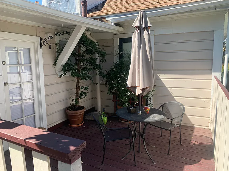 private deck