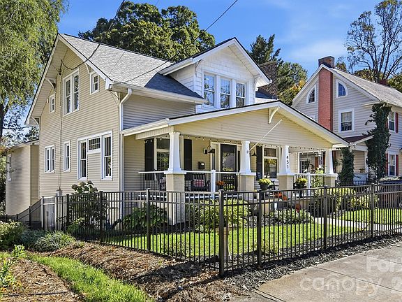 2nd image of 451 S Hawthorne Rd #105