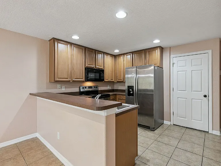 4338 Aristocrat Point — Photo 13