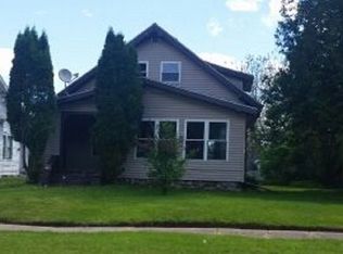 124 N 8th Ave, Iron River, MI 49935