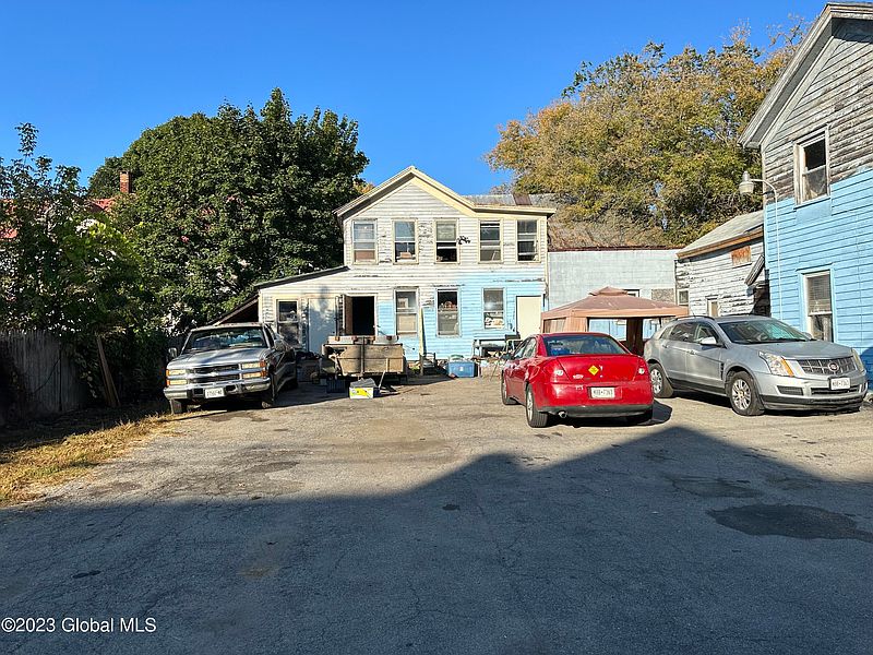 2nd image of 95 N Arlington Avenue