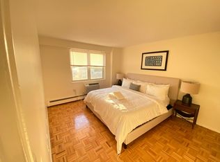 170 Freeman St, Brookline, MA 02446