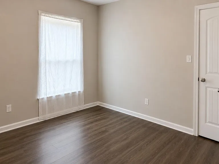 2507 Moapa Dr — Photo 8