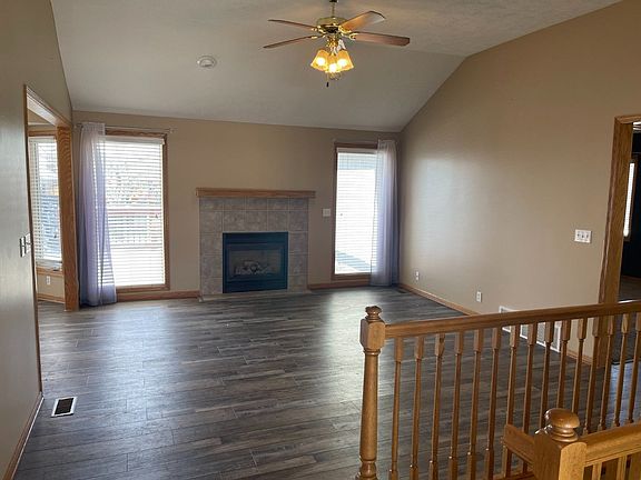 2nd image of 13504 S 35th Ave