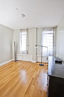 Sold by Castillo Home Sales Inc | media 16