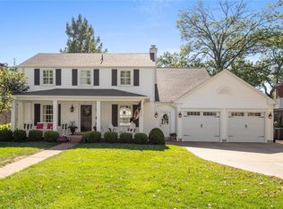 2 Sunset Ln, Saint Louis, MO