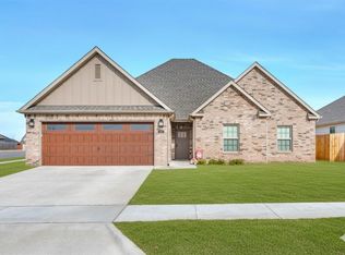 4270 W Buckaroo St, Fayetteville, AR 72704