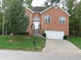 305 Dewey Ct, Hermitage, TN 37076