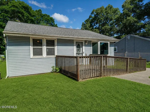 832 Rodgers Street, Lanoka Harbor, NJ 08734