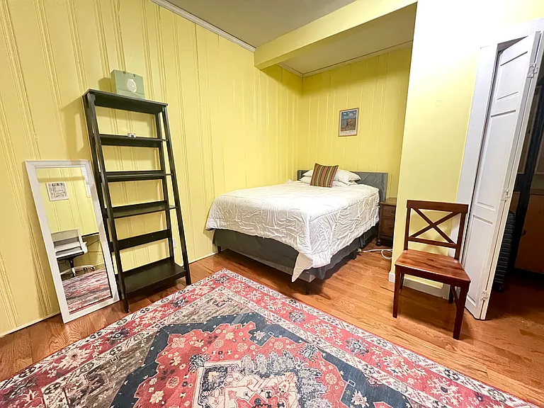 22 Concord Ave #F — Photo 3