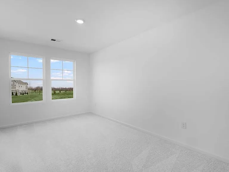75 Broward Ln — Photo 11