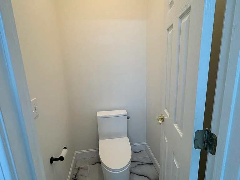 2512 Christie Cir — Photo 44