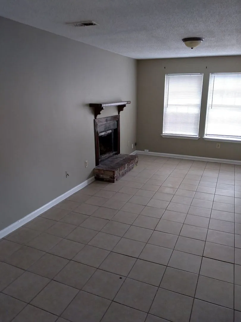 3540 - 3542 Christine Rd. — Photo 2