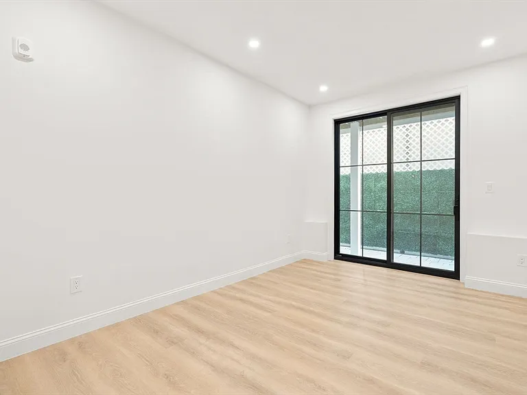 27 Shepard St #3 — Photo 16