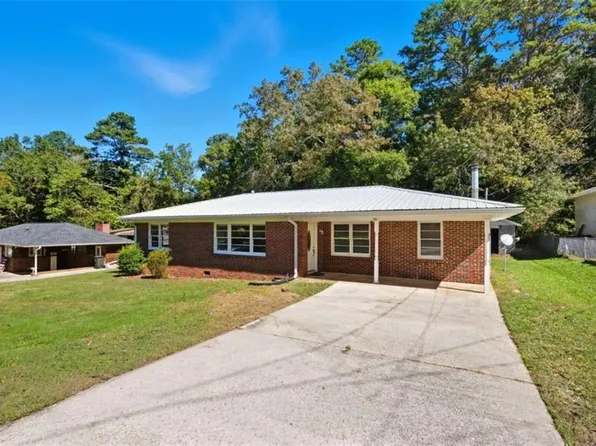 229 Hilltop Ln, Toccoa, GA 30577