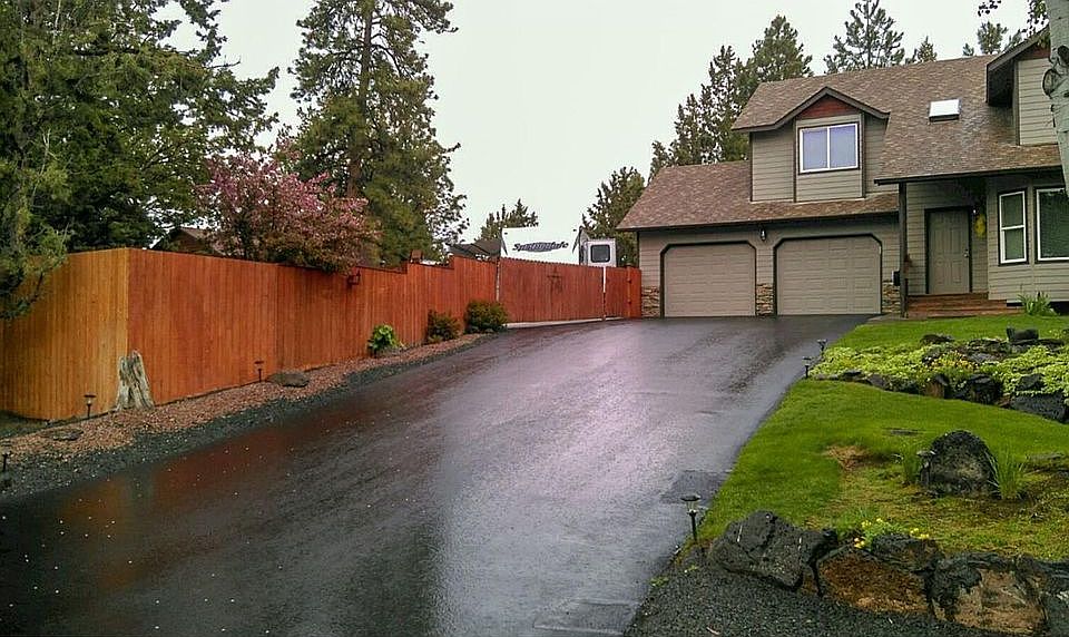 2nd image of 61536 Newberry Dr