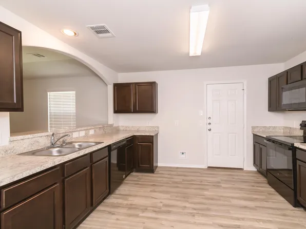 8618 Doris Oaks Cir, Houston, TX 77028