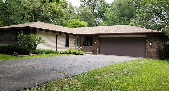 2nd image of 1369 Castlehill Dr