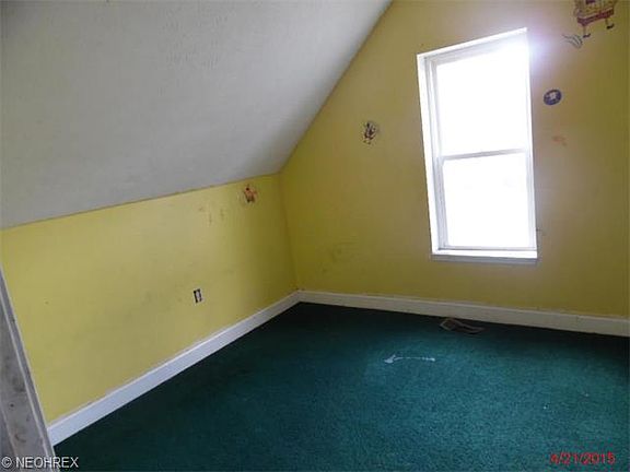 4th image of 12513 Rexford Ave