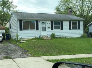 636 Oak Hollow Ct, Columbus, OH 43228