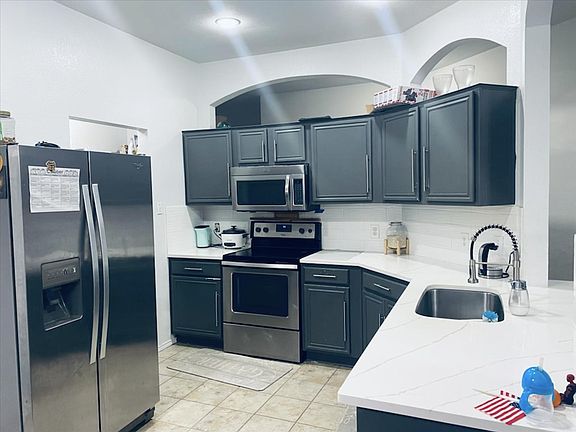 5th image of 8520 Trinity Vista Trl