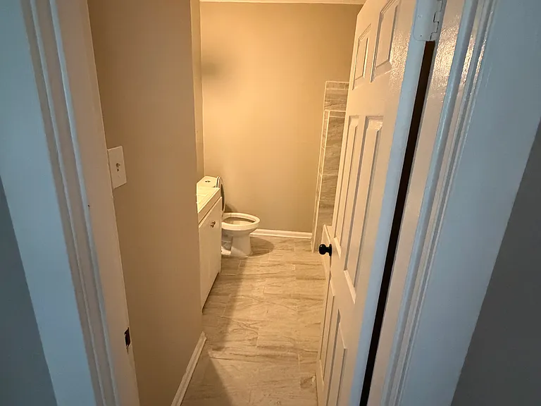 1485 Jackson Ave — Photo 17