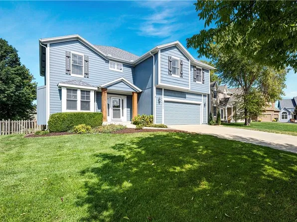13736 W 157th Ter, Olathe, KS 66062