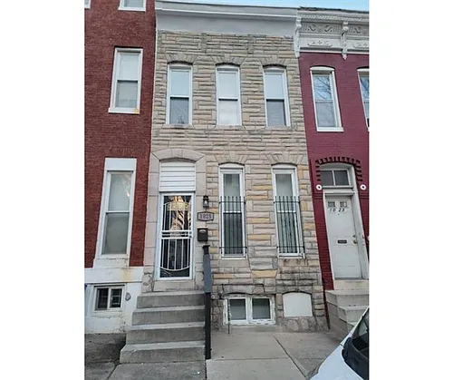 1025 N Carey St Photo 1