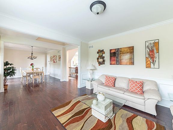 5th image of 1402 Haverhill Ct