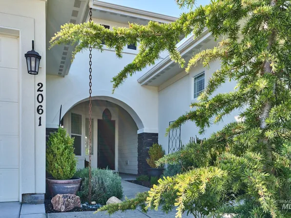 2061 N Synergy Ave, Eagle, ID 83616