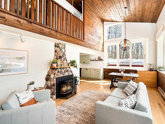 3rd image of 4286 Lavaque Rd