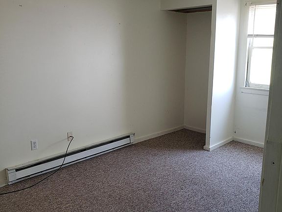 3rd image of 149 Wood St APT 13