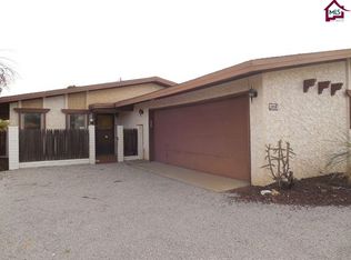 1018 Ivydale Dr, Las Cruces, NM 88005