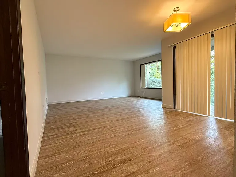 Terri 24 Apartments — Photo 8