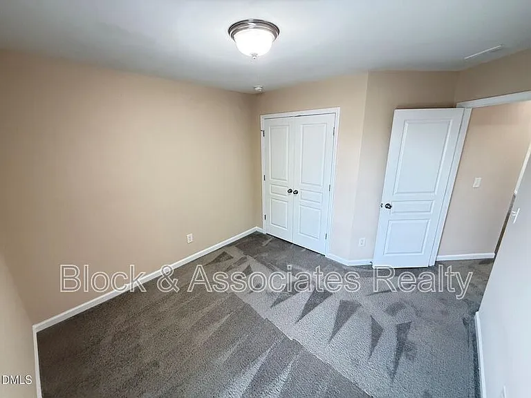 705 Keystone Park Dr #26 — Photo 21