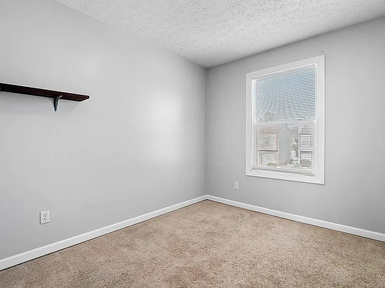 6069 Northbend Dr — Photo 12
