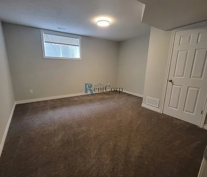 92 Thomas St #1 — Photo 17