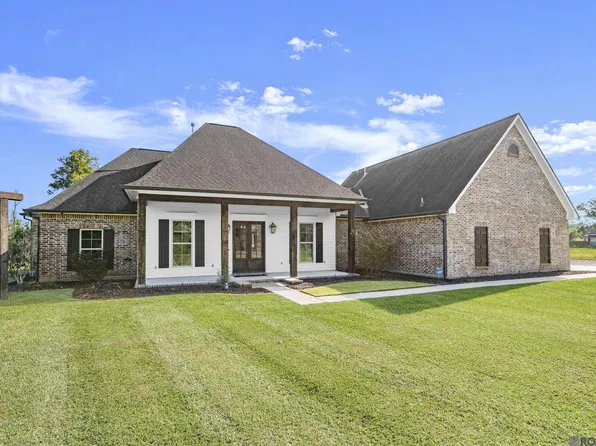 38059 Osten Beard Rd, Darrow, LA 70725