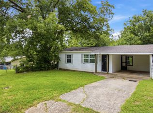 620 E Sears St, Denison, TX 75021