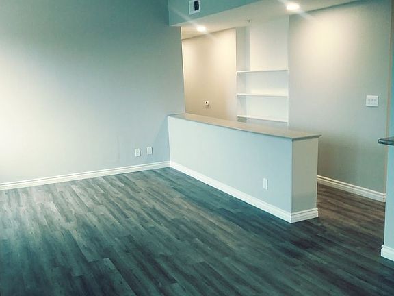 2nd image of 90 N Michigan Ave APT 306