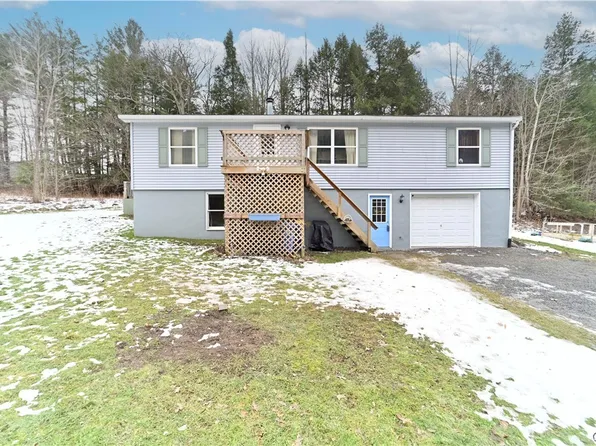 2358 Amber Rd, Marietta, NY 13110