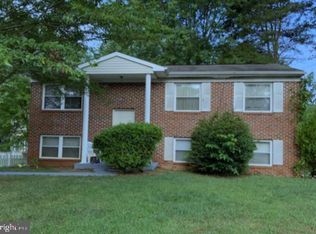 5270 Miles Ct, Woodbridge, VA 22193