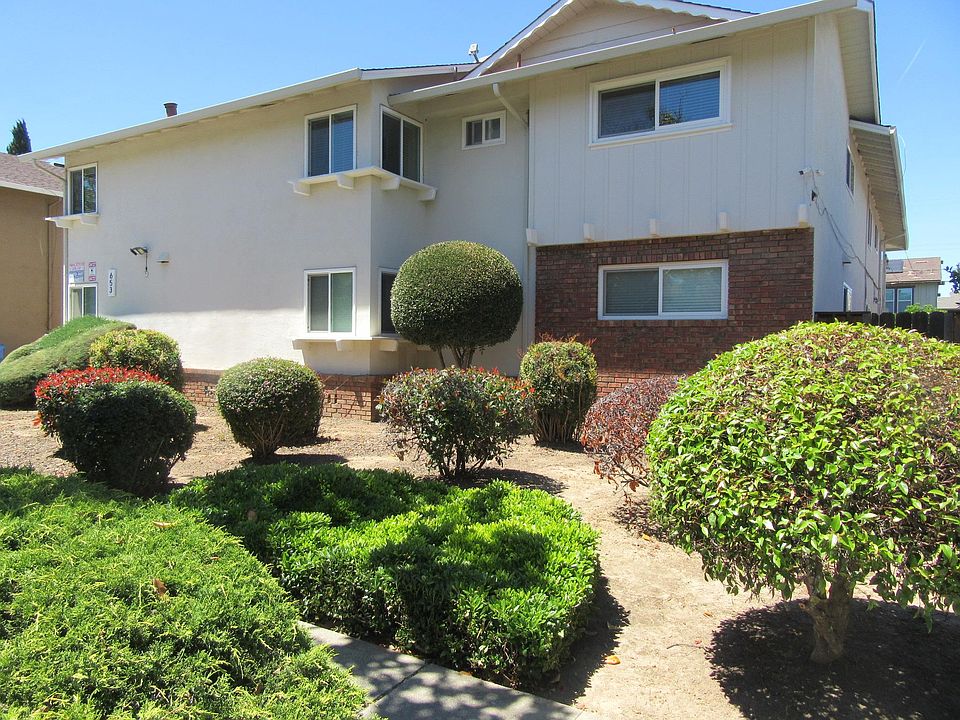 1st image of 653 Kirkland Dr APT 3