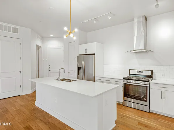 3131 N CENTRAL Avenue #3009, Phoenix, AZ 85012