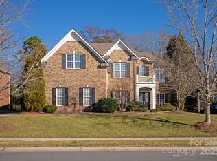 6415 Springs Mill Rd, Charlotte, NC 28277