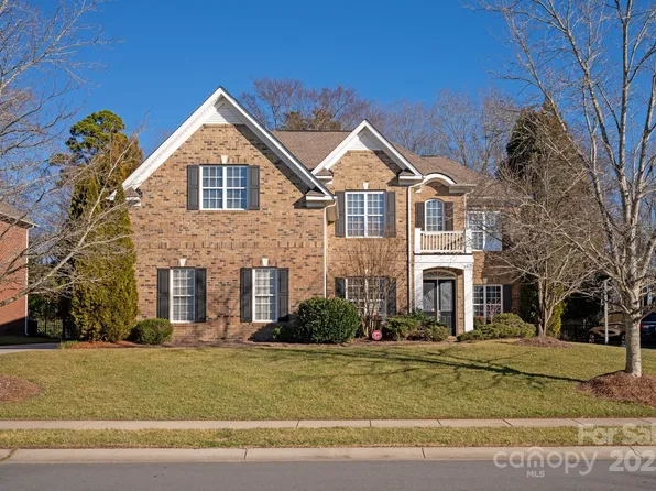 6415 Springs Mill Rd, Charlotte, NC 28277
