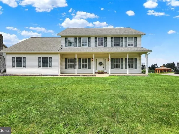 66 Eastfield Dr, Lebanon, PA 17042