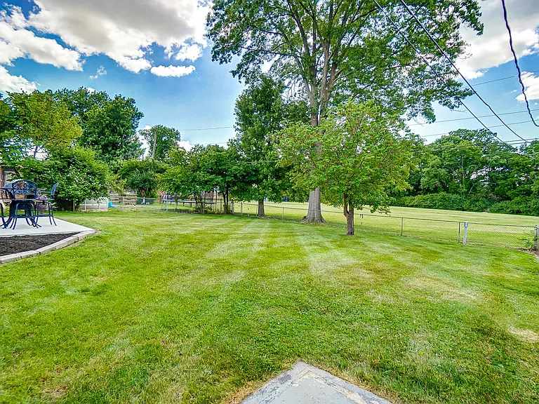 1599 Yellowglen Dr — Photo 37