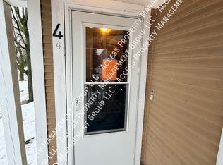 814 Broadway Ave NW APT 4, Grand Rapids, MI 49504